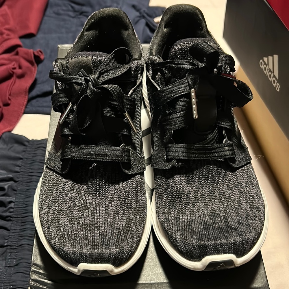 Black Adidas edge Lux sneakers size 7.5